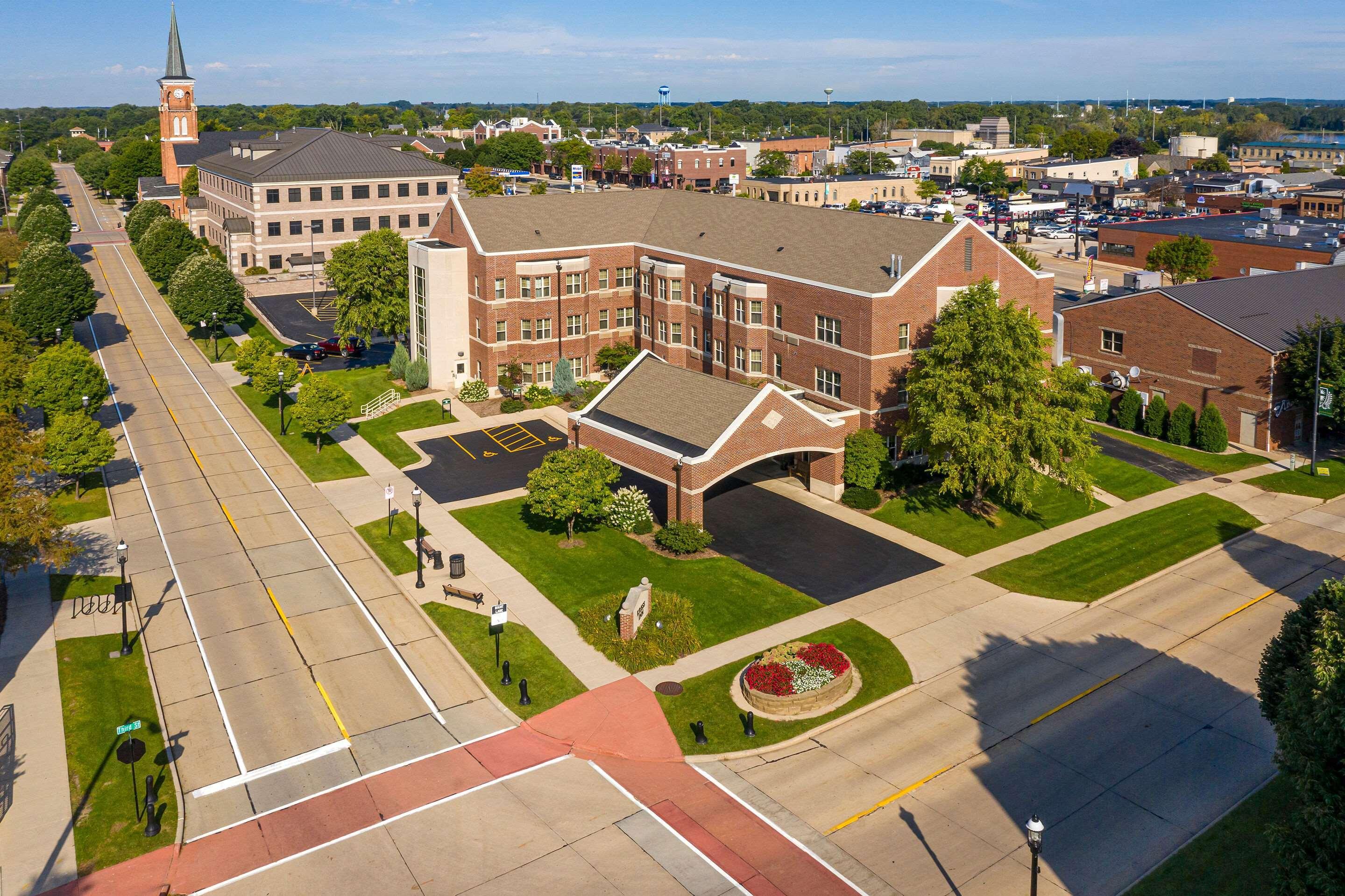เครสส์ อินน์, แอสเซนด์ โฮเทล คอลเล็กชั่น De Pere ภายนอก รูปภาพ